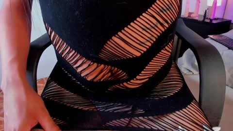 TIANA  online show from December 2024 06:04:02 AM