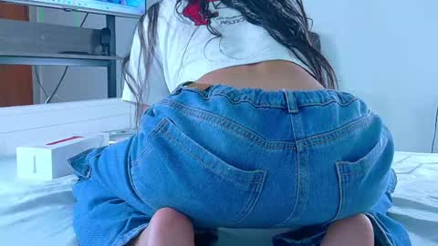 TIANA  online show from September 2025 07:47:02 PM