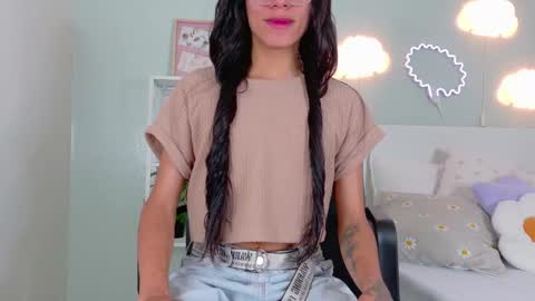 TIANA  online show from September 2025 07:37:02 PM