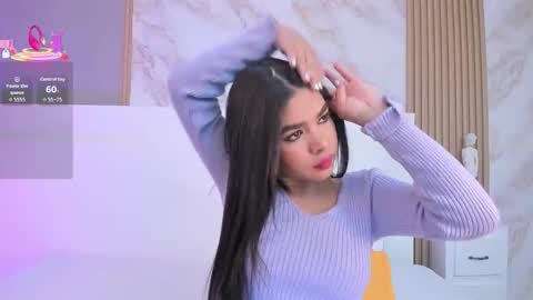 tianaglow4 online show from October 2025 12:03:01 PM