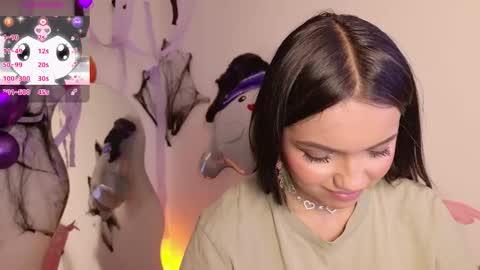 Snapshot of tianale chatting on October 2025 09:48:01 PM Tiana Le online show from October 2025 09:48:01 PM