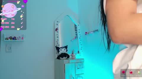 Snapshot of tianale chatting on November 2025 10:43:02 PM Tiana Le online show from November 2025 10:43:02 PM