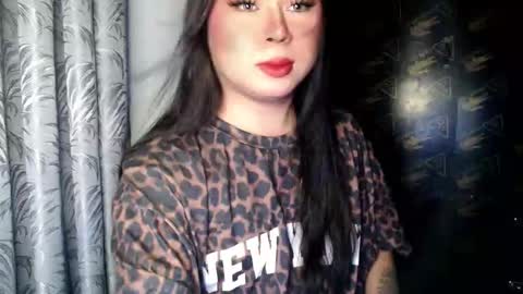 arianna tiara online show from November 2025 09:03:01 AM