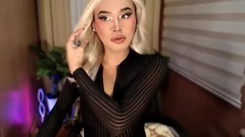 Sam online show from September 2025 09:17:02 PM