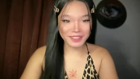 Snapshot of tiaragodhere chatting on May 2026 12:37:01 AM Ms. Tiara online show from May 2026 12:37:01 AM
