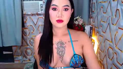 tiarrafoxs online show from April 2026 06:20:01 AM