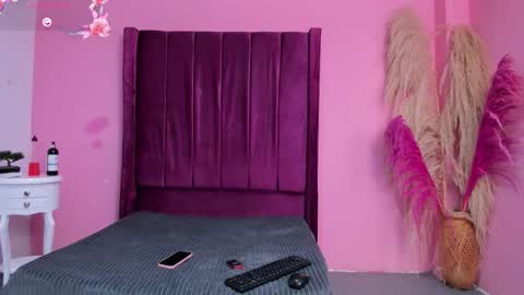 Tifani brown online show from March 2026 12:52:01 PM