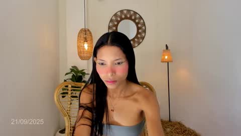 Snapshot of tifanny_eve chatting on September 2025 12:07:01 PM Dani online show from September 2025 12:07:01 PM
