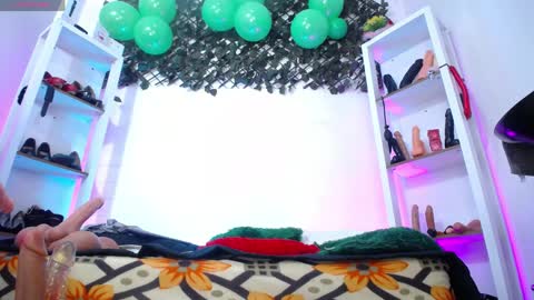 Snapshot of tifanny_nails chatting on March 2026 12:38:02 PM Tifanny Nails online show from March 2026 12:38:02 PM