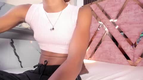 Snapshot of tifany_bigdick chatting on February 2026 06:53:02 PM Tifanny online show from February 2026 06:53:02 PM