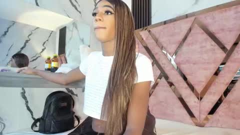 Snapshot of tifany_bigdick chatting on February 2026 05:33:01 PM Tifanny online show from February 2026 05:33:01 PM