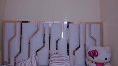    online show from October 2025 06:46:02 PM