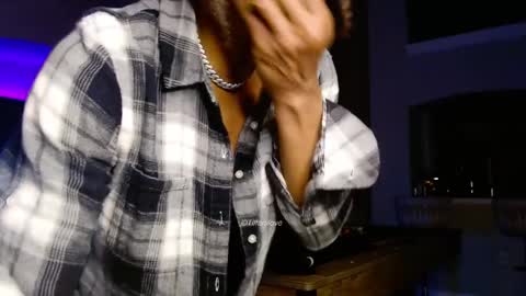 Snapshot of tiffanilove chatting on April 2026 04:32:01 AM Tiffani Love online show from April 2026 04:32:01 AM