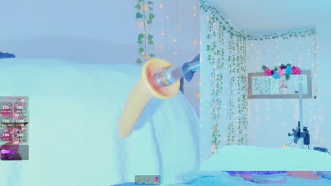 Snapshot of tiffanny_love__ chatting on October 2025 09:27:01 AM Tiffanny online show from October 2025 09:27:01 AM