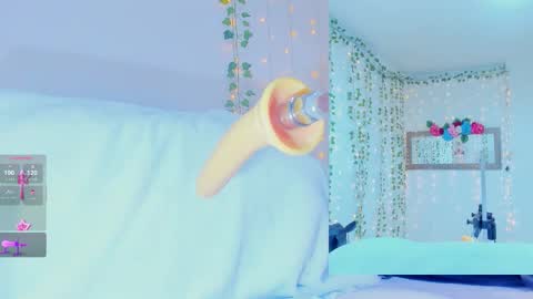 Snapshot of tiffanny_love__ chatting on October 2025 09:28:02 AM Tiffanny online show from October 2025 09:28:02 AM