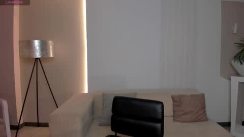 Tiffanny Sins online show from November 2025 11:32:01 PM