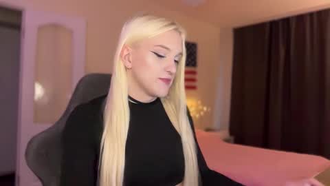 Amira online show from December 2025 08:54:02 AM