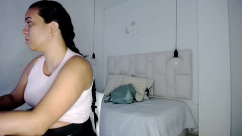 tiffany online show from October 2025 02:59:02 PM