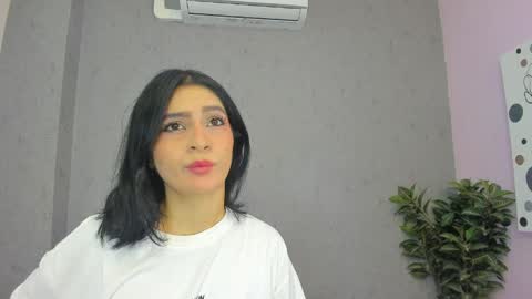 tiffany_mendez online show from April 2026 12:07:02 PM