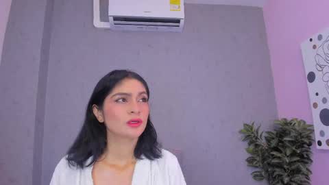 tiffany_mendez online show from May 2026 12:10:01 PM