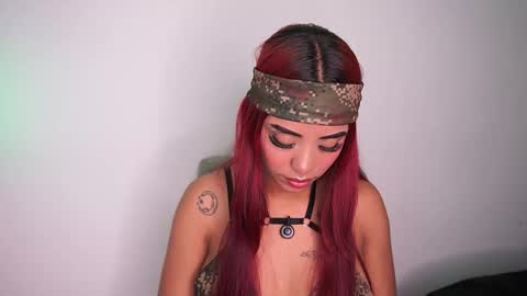 tiffany_sander online show from February 2026 12:11:01 PM