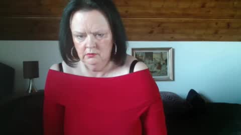 TiffanyMature online show from October 2025 03:12:01 PM