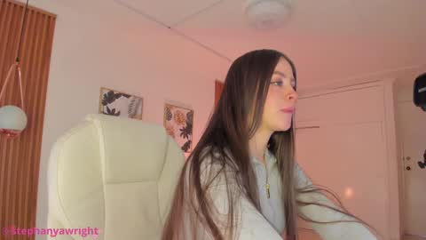 Snapshot of tiffanywright_ chatting on January 2025 01:30:01 PM Tiffany online show from January 2025 01:30:01 PM