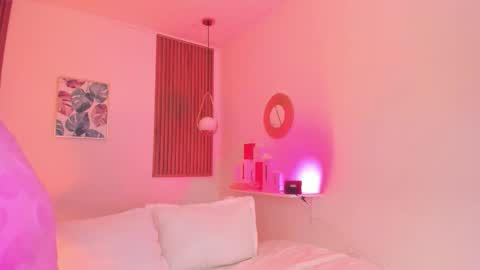 Snapshot of tiffanywright_ chatting on October 2025 01:56:01 PM Tiffany online show from October 2025 01:56:01 PM