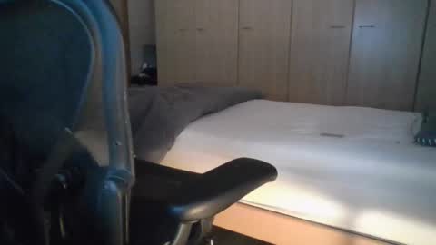 tigerjow941808 online show from April 2026 09:45:02 PM