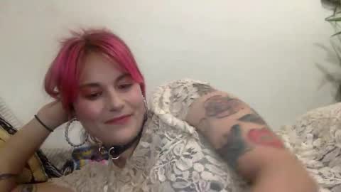 Snapshot of tigerlily228 chatting on October 2025 01:58:02 AM Tigerlily online show from October 2025 01:58:02 AM
