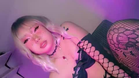 Snapshot of tight_elliana chatting on March 2026 09:16:02 PM tight_elliana online show from March 2026 09:16:02 PM