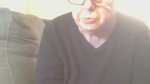Snapshot of tight_kitty55 chatting on December 2024 07:16:02 PM tight Kitty55 online show from December 2024 07:16:02 PM