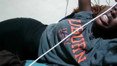 tight_pussie online show from June 2026 04:31:01 PM
