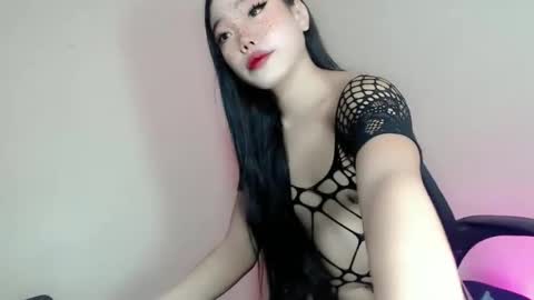 Snapshot of tight_sabrina chatting on June 2026 03:48:02 AM tight_sabrina online show from June 2026 03:48:02 AM