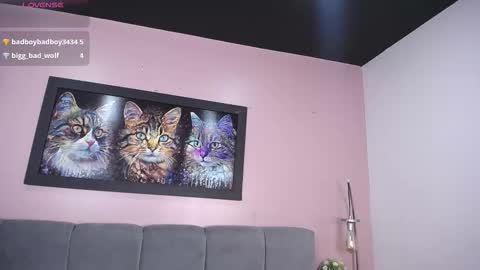 Snapshot of tiiny_emilly chatting on December 2025 07:53:02 PM tiiny emilly online show from December 2025 07:53:02 PM