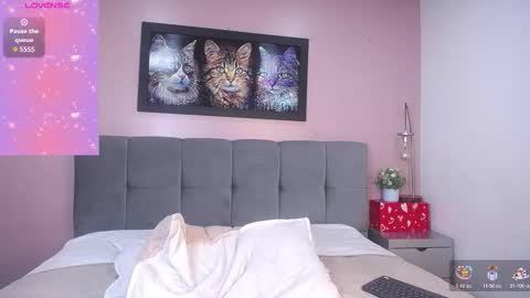 Snapshot of tiiny_emilly chatting on December 2025 08:16:02 PM tiiny emilly online show from December 2025 08:16:02 PM