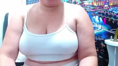 Tila online show from June 2026 12:32:02 AM