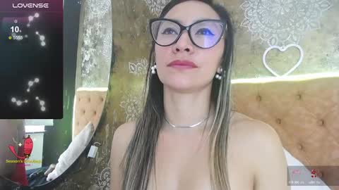 Snapshot of tila_tequila15 chatting on February 2025 03:08:01 PM TILA TEQUILA online show from February 2025 03:08:01 PM