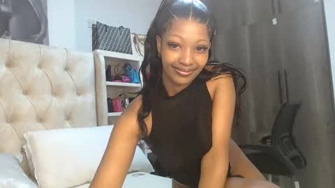 Snapshot of tilly_ebony chatting on April 2026 02:36:02 AM Tilly online show from April 2026 02:36:02 AM