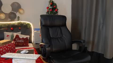 ask me online show from December 2024 02:03:02 AM