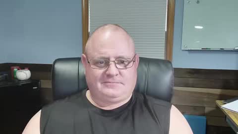 Snapshot of time2unwind033 chatting on September 2025 08:00:02 PM time2unwind033 online show from September 2025 08:00:02 PM