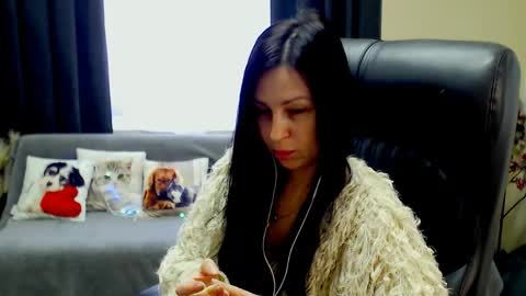Luisa online show from April 2026 08:06:01 AM