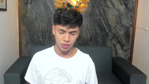 Snapshot of timmy_king777 chatting on December 2024 01:01:02 AM Timmy King -. online show from December 2024 01:01:02 AM