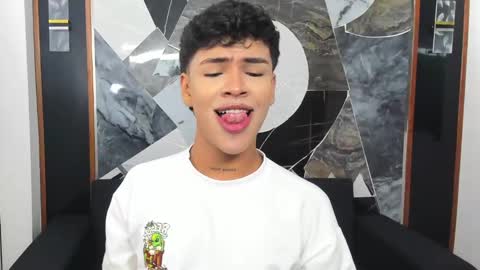 Snapshot of timmy_king777 chatting on December 2024 10:25:02 PM Timmy King -. online show from December 2024 10:25:02 PM