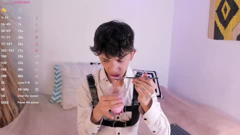 Timothy 21 years old online show from December 2024 08:01:02 PM