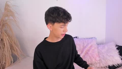 Timothy 21 years old online show from December 2024 08:21:02 PM