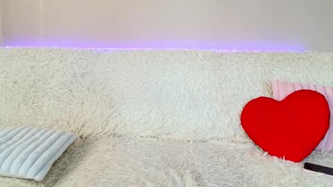 Tina  online show from January 2025 11:02:02 AM