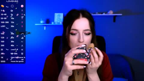 Snapshot of tina_blade_ chatting on November 2025 10:30:02 PM tina_blade_ online show from November 2025 10:30:02 PM