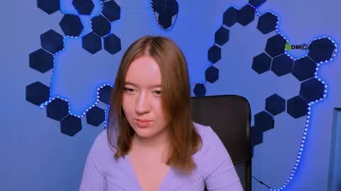 Snapshot of tina_blade_ chatting on December 2025 10:44:02 AM tina_blade_ online show from December 2025 10:44:02 AM