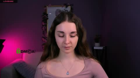 tina bright  online show from December 2025 08:26:02 PM